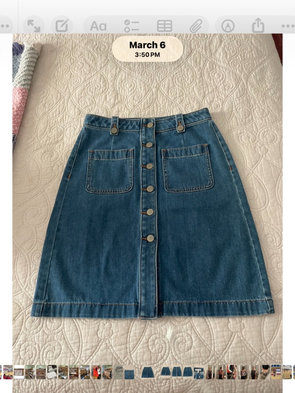 LOFT size 0 Denim Blue Jean Skirt Button Front above Knee Mini